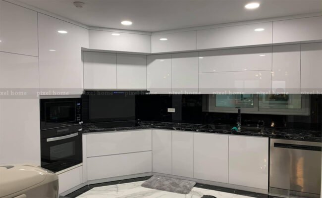 tủ bếp nhựa Picomat cánh acrylic 