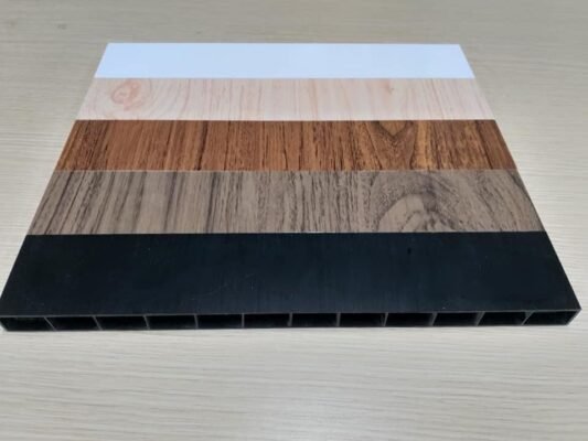 Nhựa Ecoplats lõi rỗng với cấu trúc xương đỡ