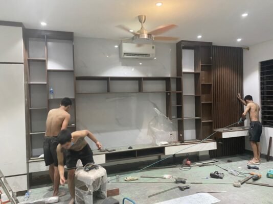 Hình ảnh nhân viên của Pixel Home thi công