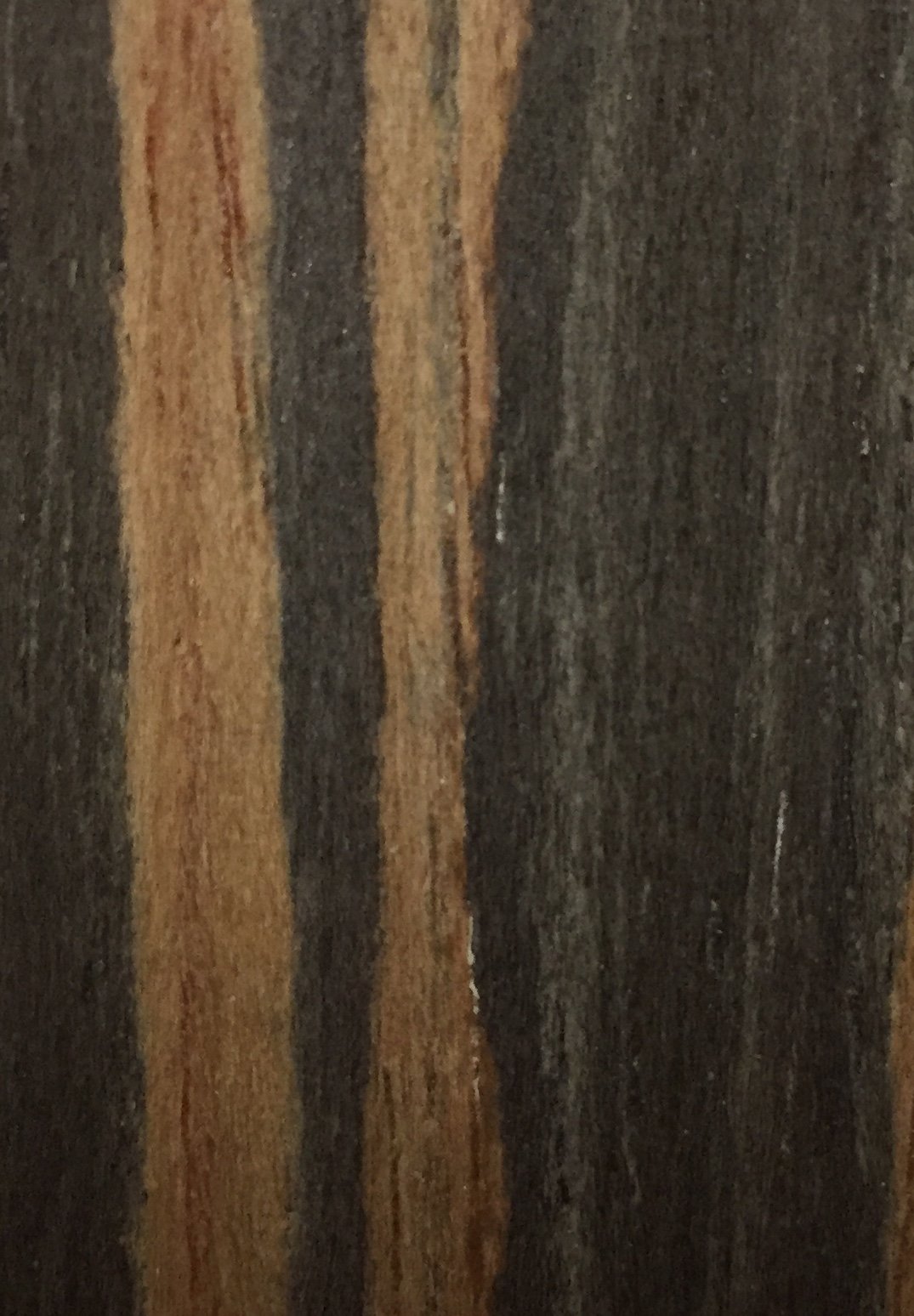 VHT39 (Brown Ebony)