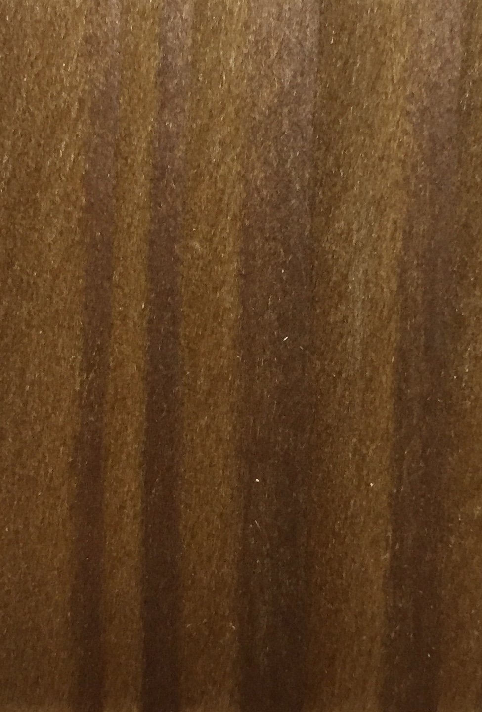 VNT28 (Fume Larch)