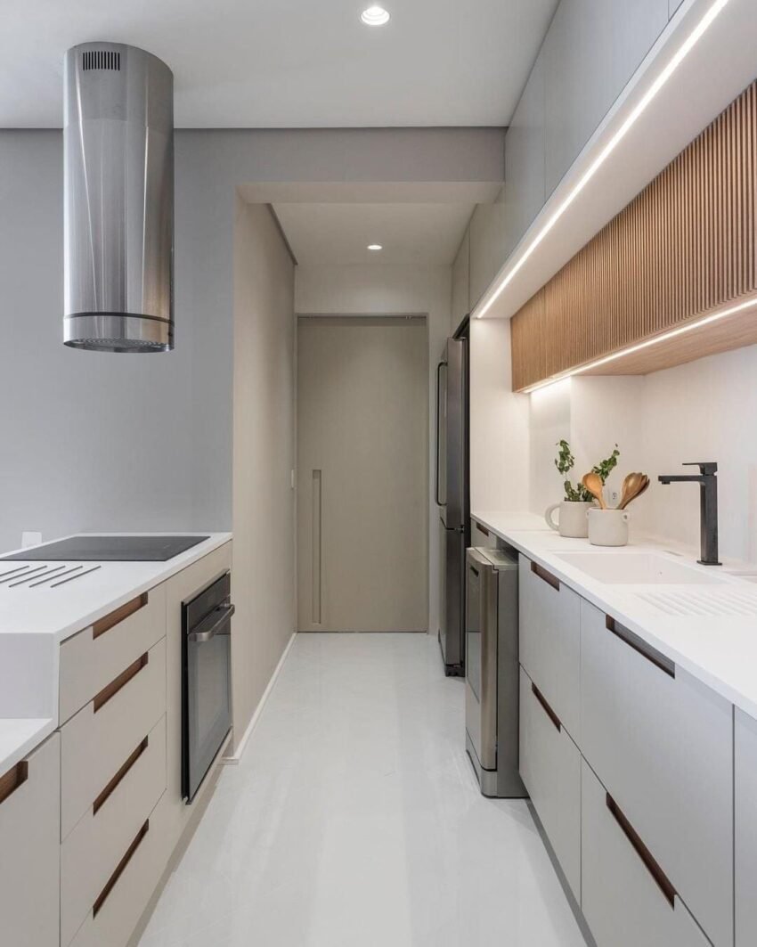 Tủ bếp thùng nhựa PVC chống nước cánh phủ melamine