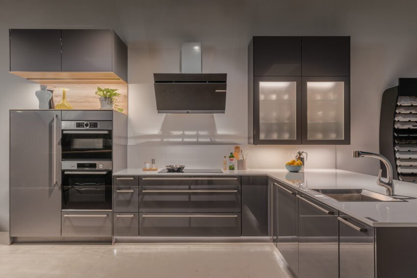 Tủ bếp thùng Inox cánh Acrylic cao cấp